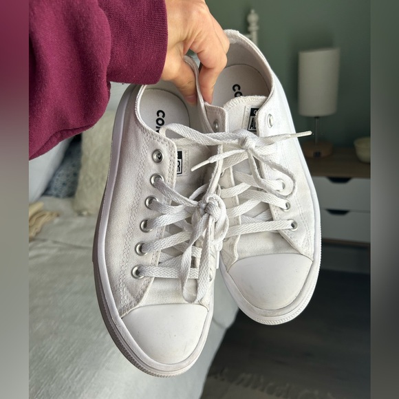 EUC Chuck Taylor All Star Move Canvas Platform women’s size 8 white - Picture 4 of 8